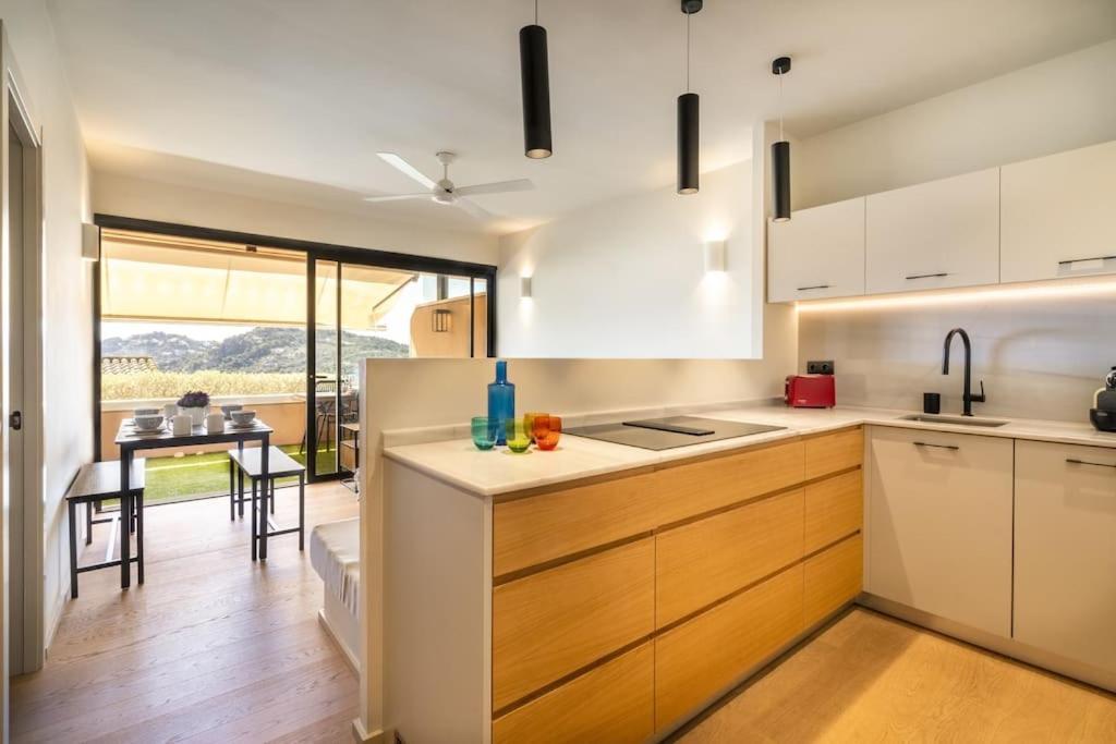 Alta House Apartments Sa Blava เบกูร์ ภายนอก รูปภาพ