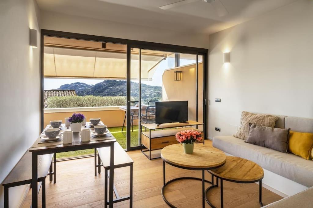 Alta House Apartments Sa Blava เบกูร์ ภายนอก รูปภาพ